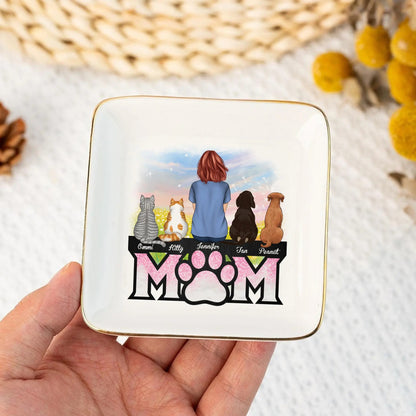 Custom Dog and Cat Mom Keepsake Dish, Personalized Pet Mom Jewelry Dish