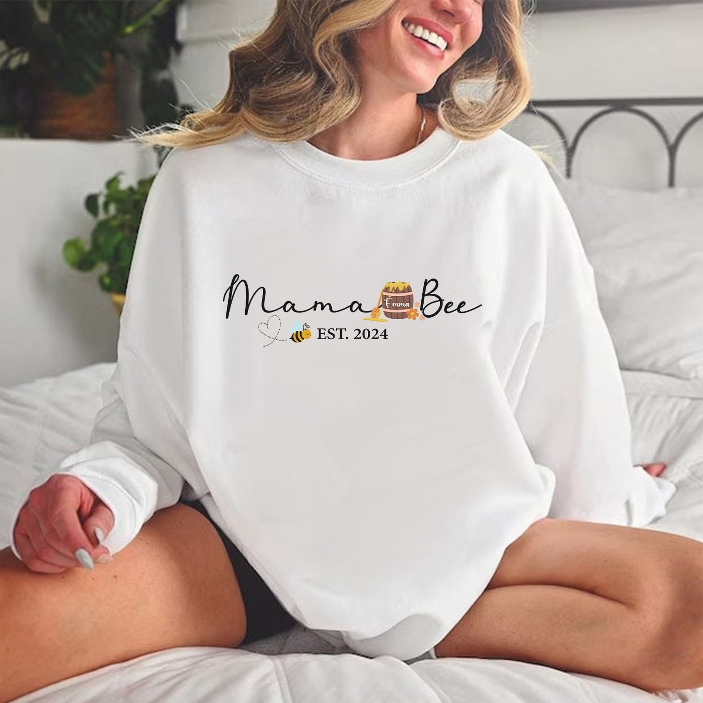 Personalized Mama Bee Sweatshirt with Kids' Name Sweatshirt